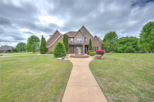 3640 W Howard Nickell Road, Fayetteville, AR 72704