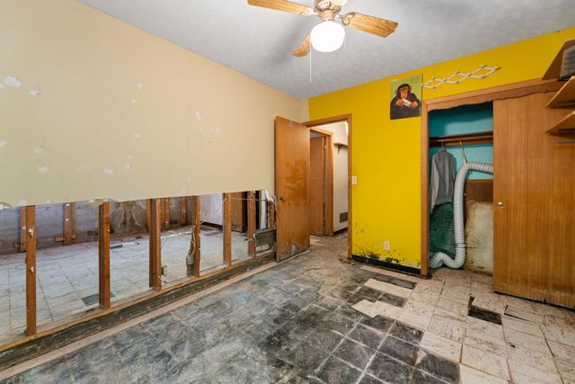 5801 E 17th St N, Wichita, KS 67208