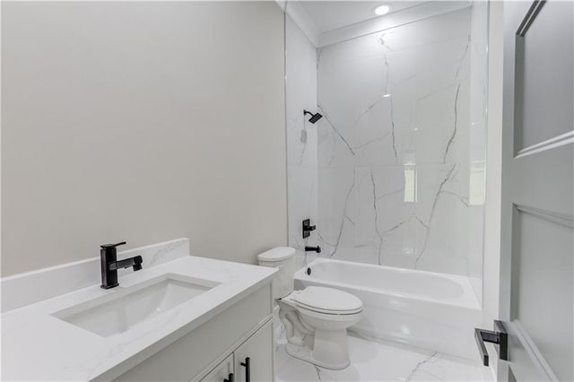 37 Deer Canyon Drive, Auburn, GA 30011