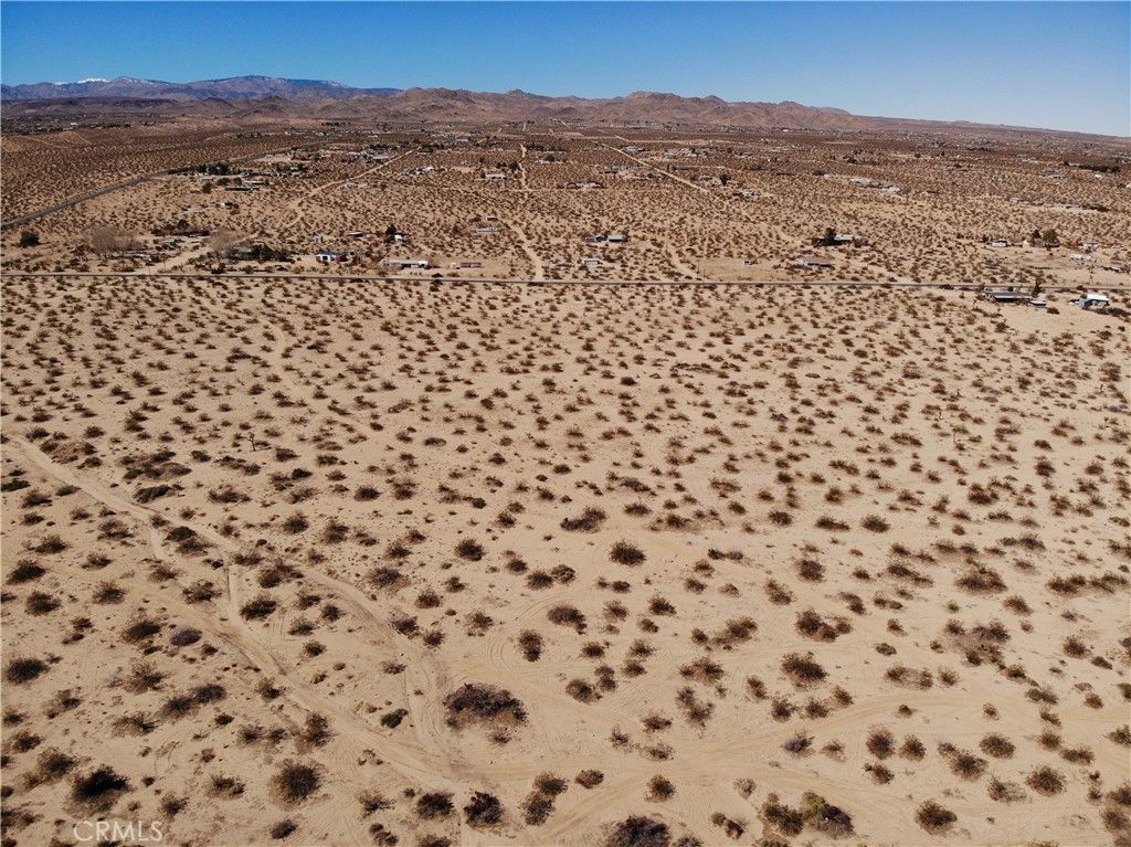 Image 13 of property listing at 1155 Belfield Boulevard, Landers, CA 92285