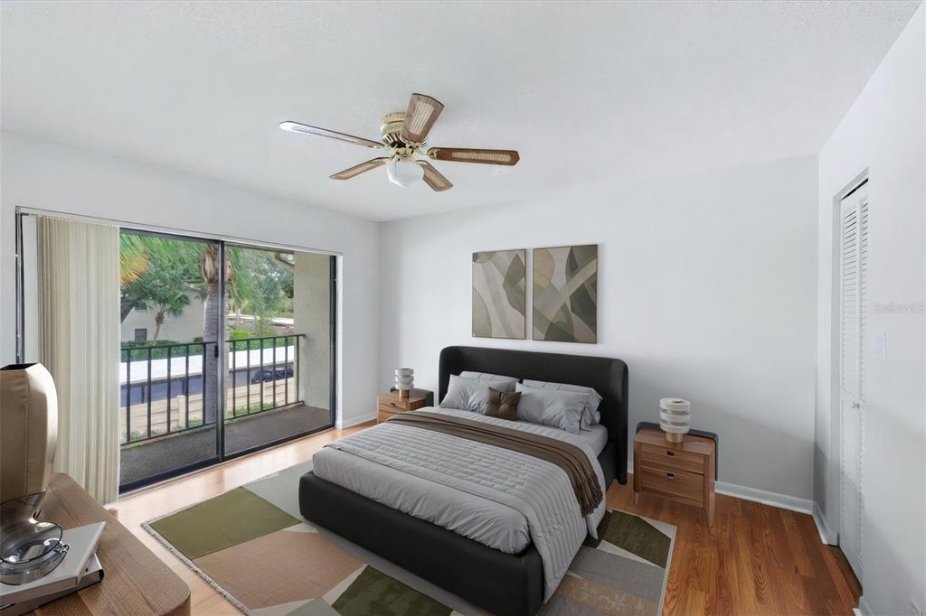 Image 18 of property listing at 630 BIRD BAY DRIVE E 205, Venice, FL 34285