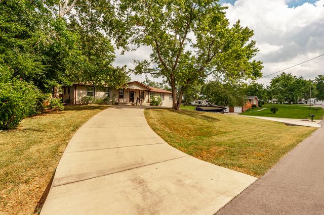 140 La Plaza Dr, Hendersonville, TN 37075