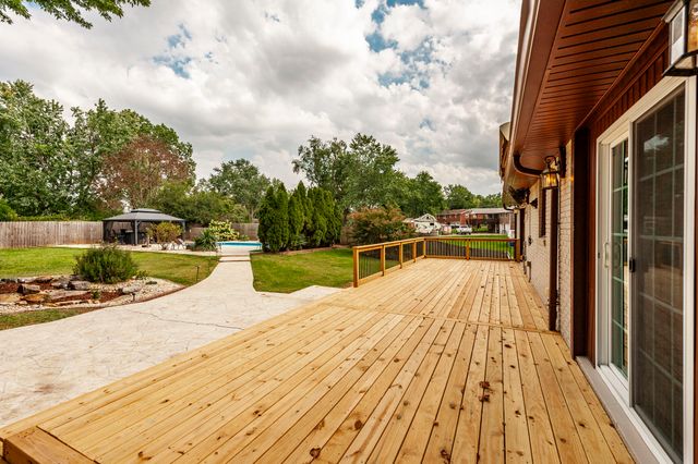140 La Plaza Dr, Hendersonville, TN 37075