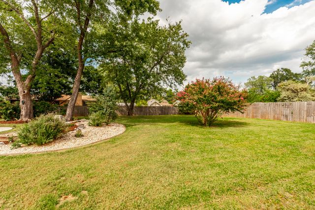 140 La Plaza Dr, Hendersonville, TN 37075