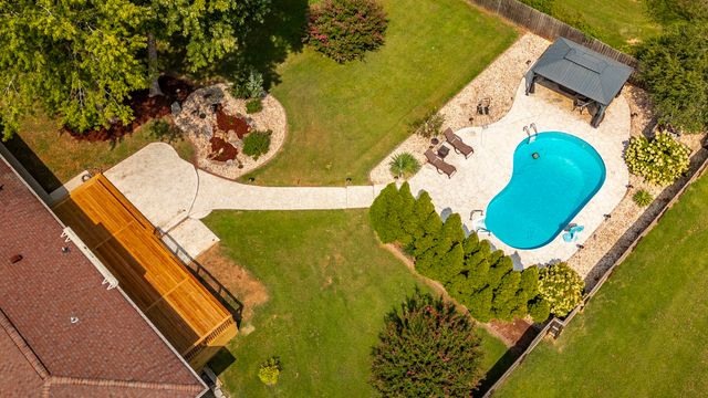 140 La Plaza Dr, Hendersonville, TN 37075