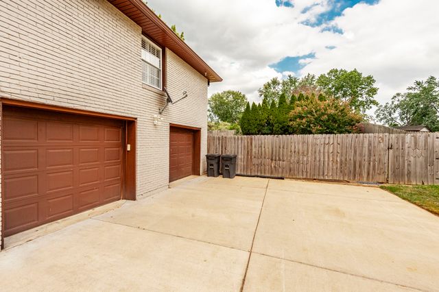 140 La Plaza Dr, Hendersonville, TN 37075