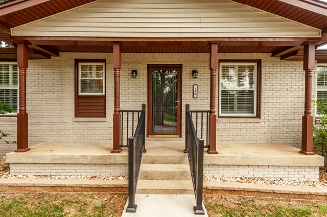 140 La Plaza Dr, Hendersonville, TN 37075