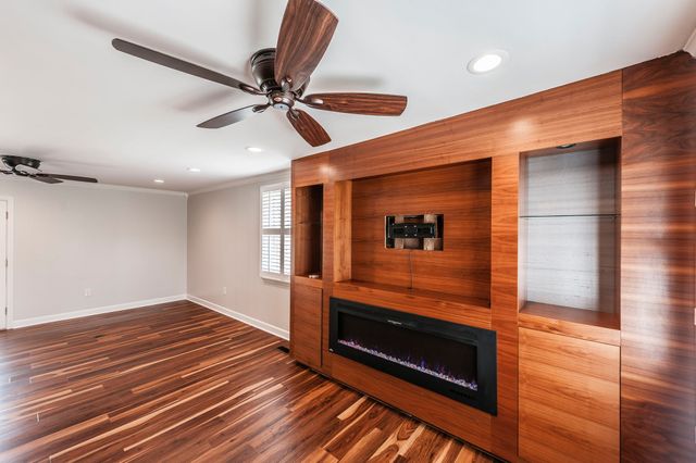 140 La Plaza Dr, Hendersonville, TN 37075