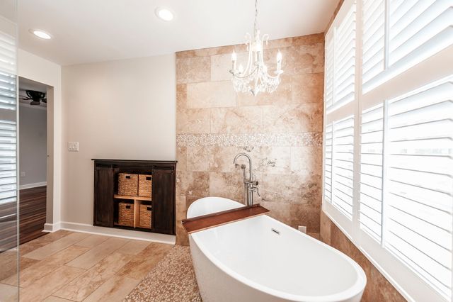 140 La Plaza Dr, Hendersonville, TN 37075