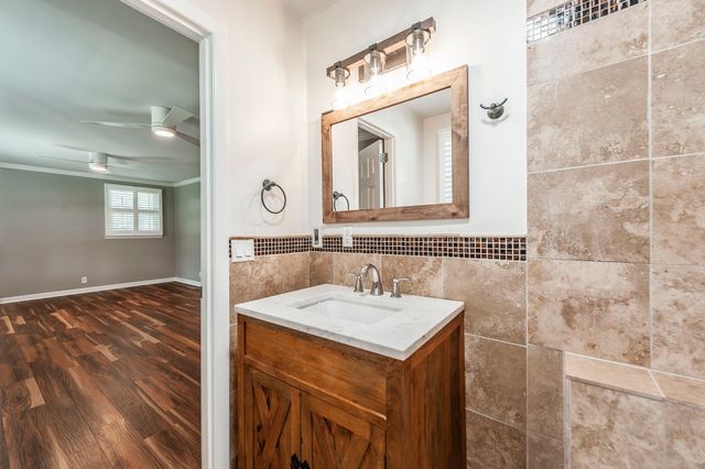 140 La Plaza Dr, Hendersonville, TN 37075