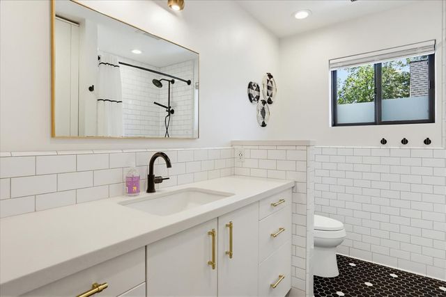 12184 Logans Run Ct, Grass Valley, CA 95945