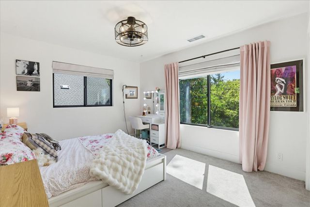 12184 Logans Run Ct, Grass Valley, CA 95945