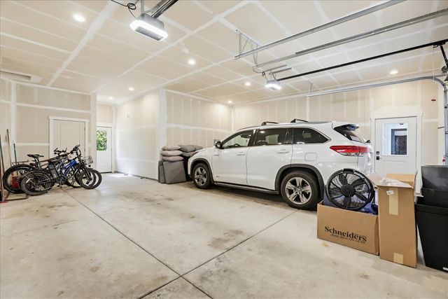12184 Logans Run Ct, Grass Valley, CA 95945