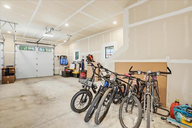 12184 Logans Run Ct, Grass Valley, CA 95945