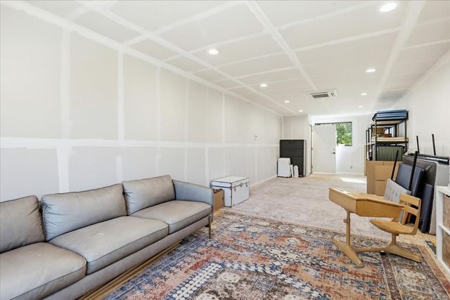 12184 Logans Run Ct, Grass Valley, CA 95945