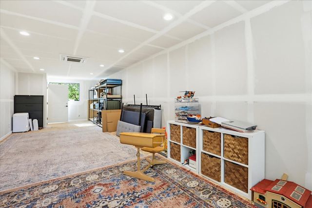 12184 Logans Run Ct, Grass Valley, CA 95945