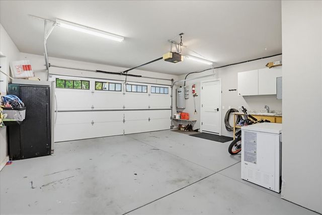 12184 Logans Run Ct, Grass Valley, CA 95945