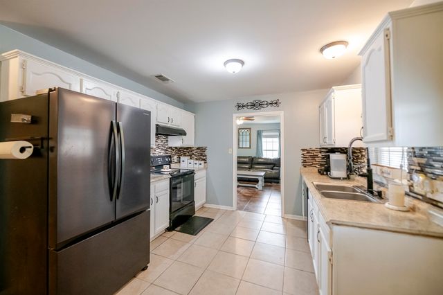 363 L Kirth Drive, Houma, LA 70363