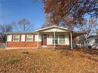 1459 Cove Lane, St Louis, MO 63138