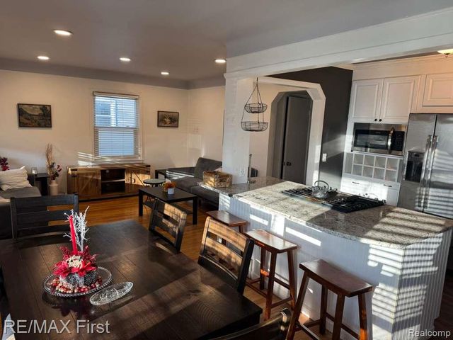 406 N Campbell Road, Royal Oak Charter Township, MI 48067