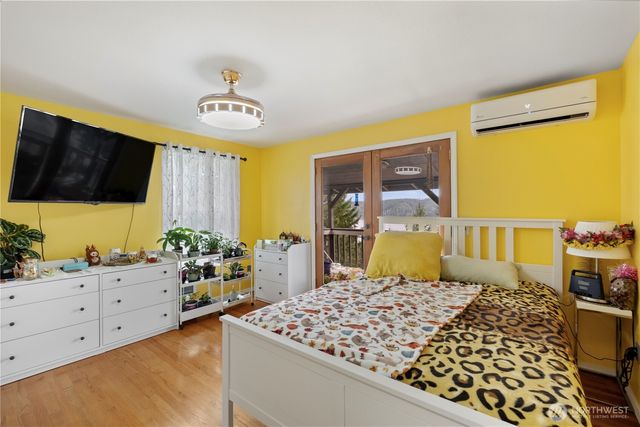 50 NE Alta Vista Drive, Belfair, WA 98528