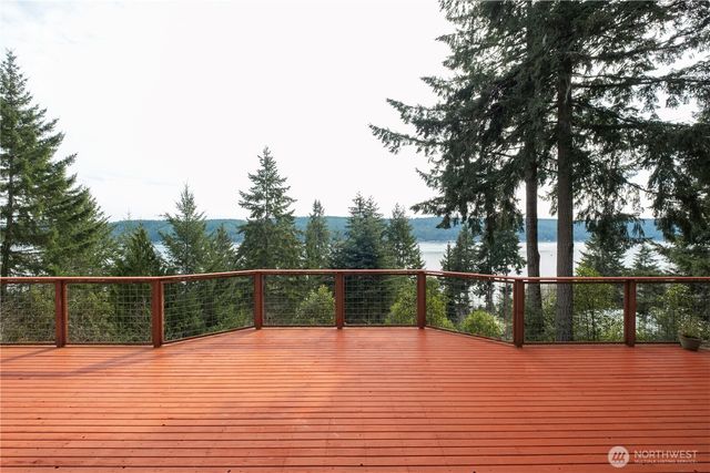 50 NE Alta Vista Drive, Belfair, WA 98528