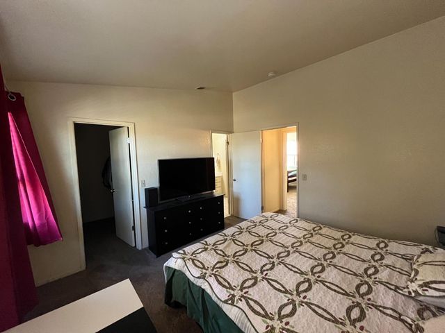 1927 Hacienda Dr, Stockton, CA 95209