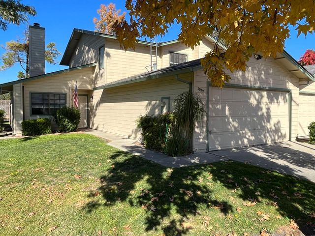 1927 Hacienda Dr, Stockton, CA 95209