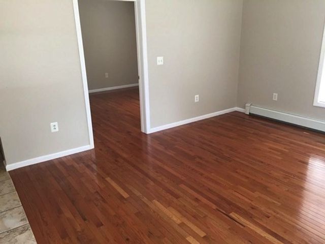 255 Boston Ave 4, Medford, MA 02155