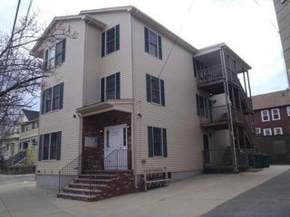 255 Boston Ave 4, Medford, MA 02155