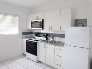 141 NW 4th Avenue 3, Dania Beach, FL 33004