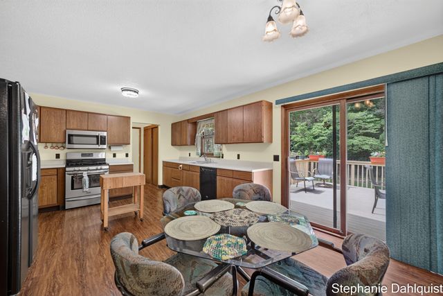 1646 W Giles Road, Muskegon, MI 49445