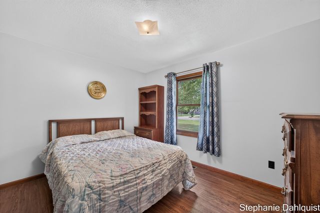 1646 W Giles Road, Muskegon, MI 49445