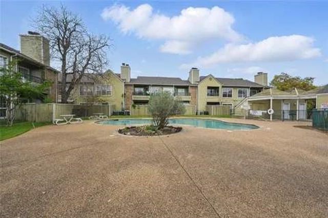 4101 Esters Road 111, Irving, TX 75038