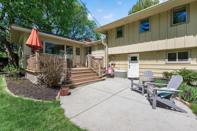 4717 Glenwood Avenue, Golden Valley, MN 55422