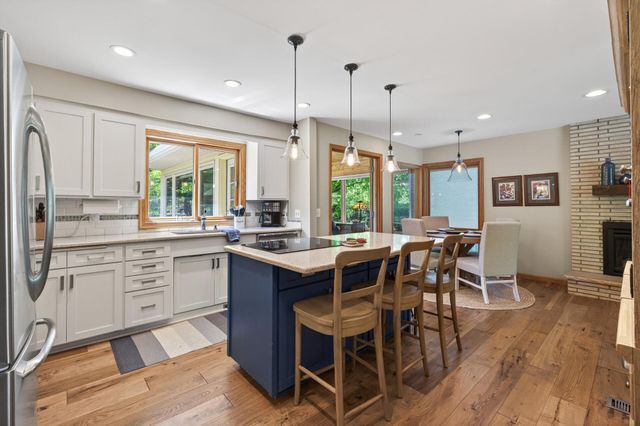 4717 Glenwood Avenue, Golden Valley, MN 55422
