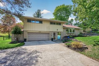 4717 Glenwood Avenue, Golden Valley, MN 55422
