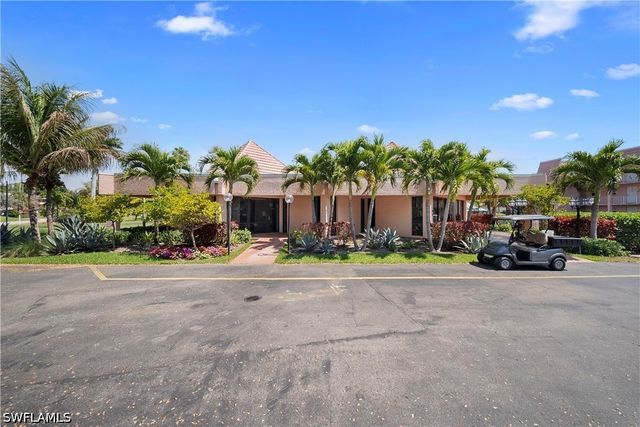 170 Turtle Lake CT 109, Naples, FL 34105