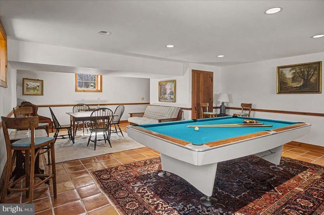 56 STRIMPLES MILL RD, Stockton, NJ 08559