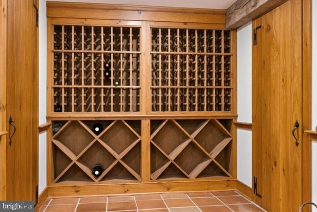 56 STRIMPLES MILL RD, Stockton, NJ 08559