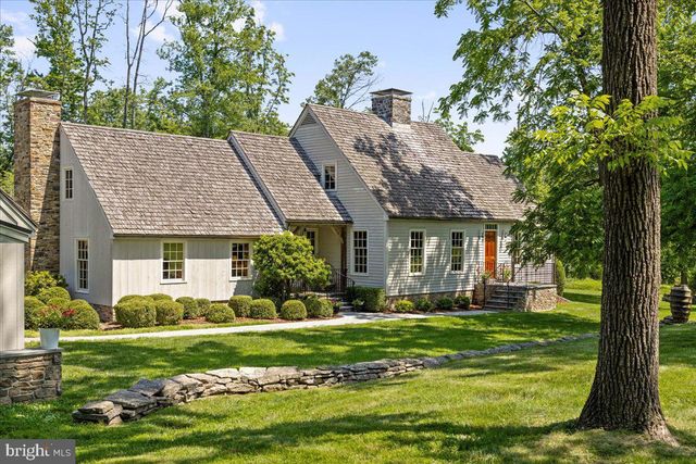 56 STRIMPLES MILL RD, Stockton, NJ 08559