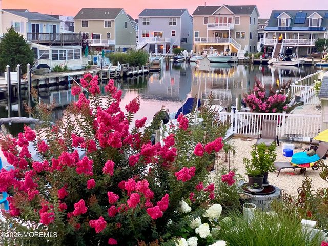 56 Nancy Drive, Beach Haven West, NJ 08050