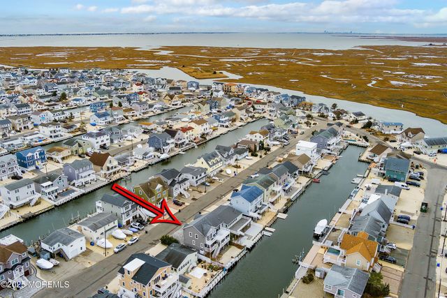 56 Nancy Drive, Beach Haven West, NJ 08050