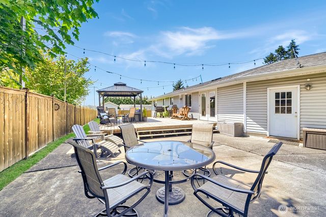 8630 19th Street SE, Lake Stevens, WA 98258