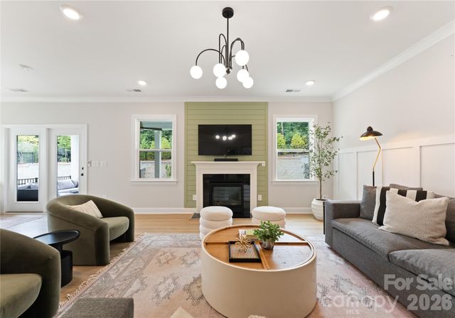 11117 Lochmere Road, Charlotte, NC 28278