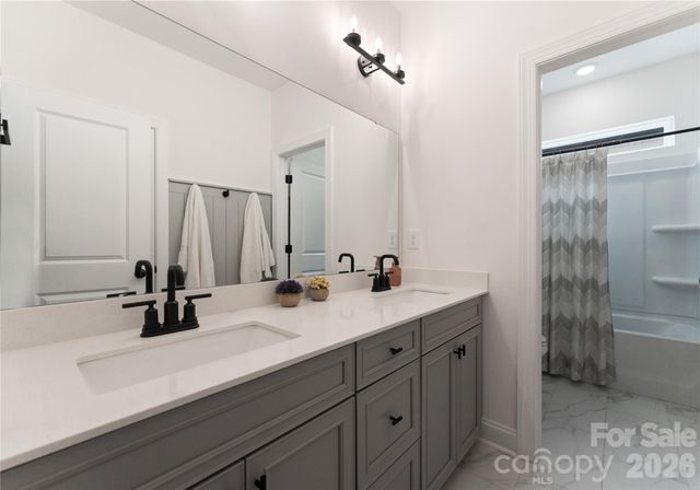 11117 Lochmere Road, Charlotte, NC 28278