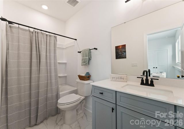 11117 Lochmere Road, Charlotte, NC 28278