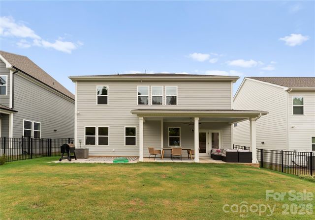 11117 Lochmere Road, Charlotte, NC 28278