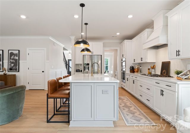 11117 Lochmere Road, Charlotte, NC 28278