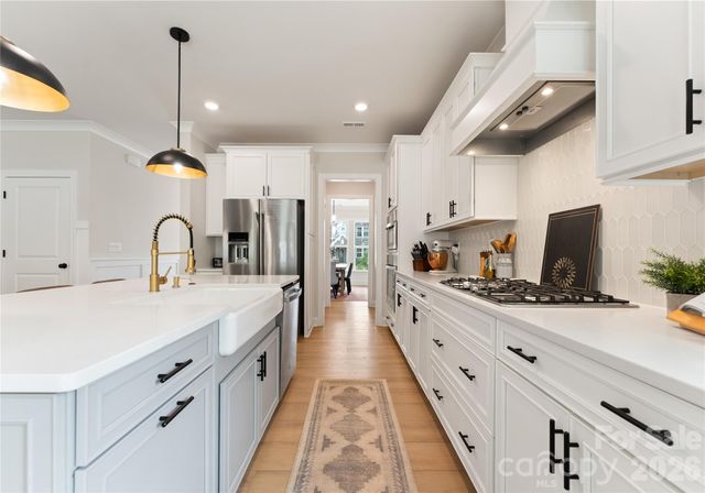 11117 Lochmere Road, Charlotte, NC 28278